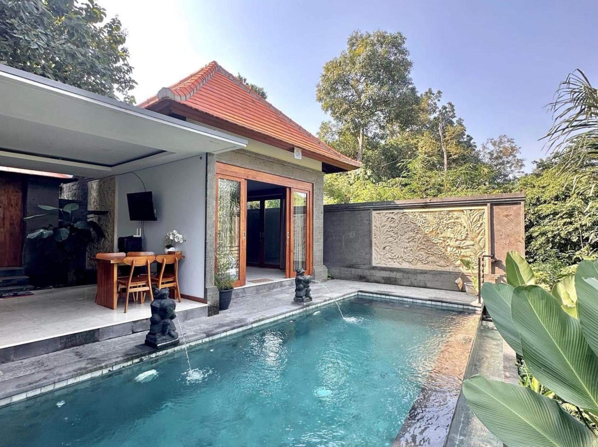 De Cupit Villa *